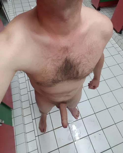 Swimming pool showers are always fun