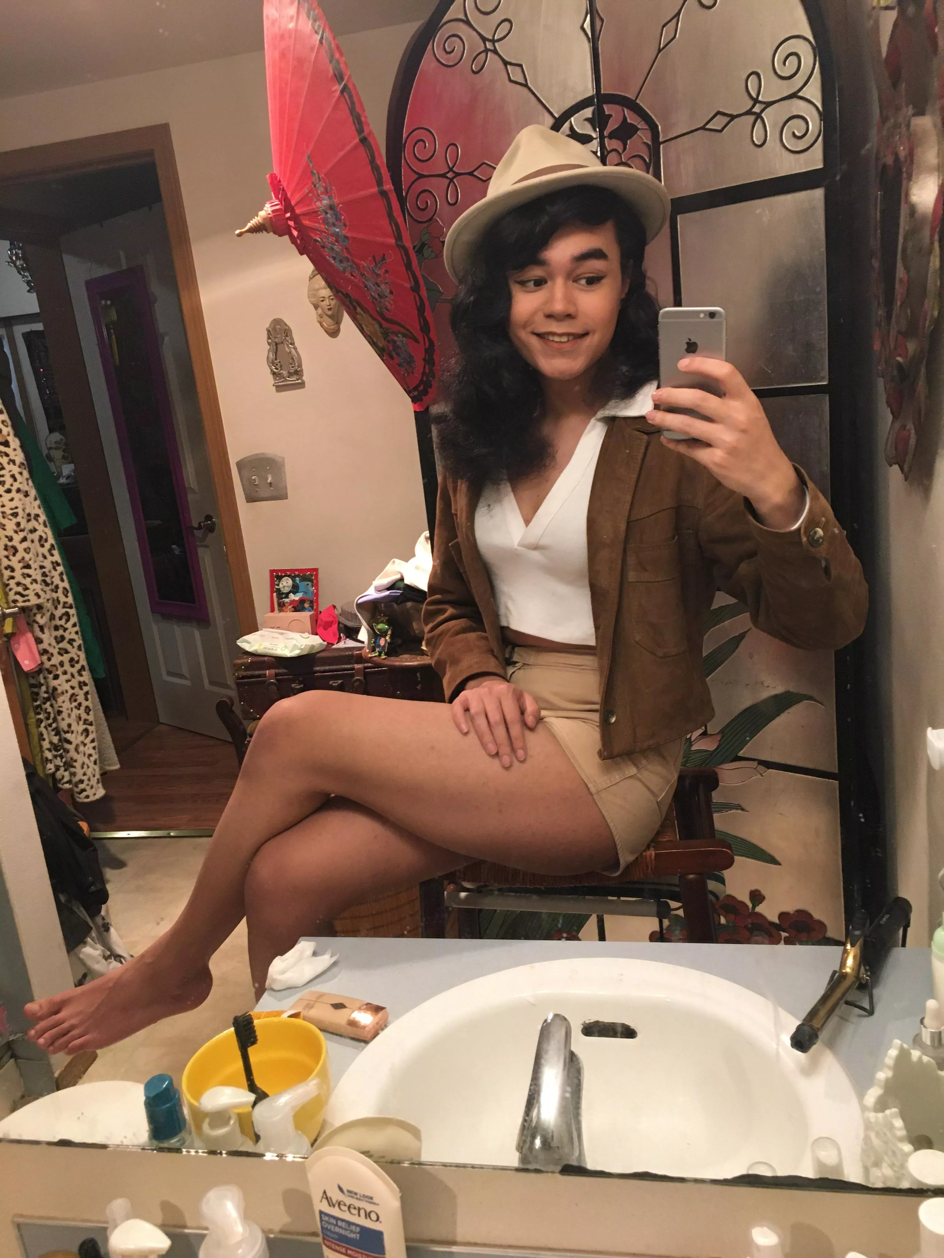 Take me on an adventure! (Just give me like 2 hours to get ready and then we can go screw around in a walmart for 30 minutes before I get hungry and make you buy me taco bell.) <3