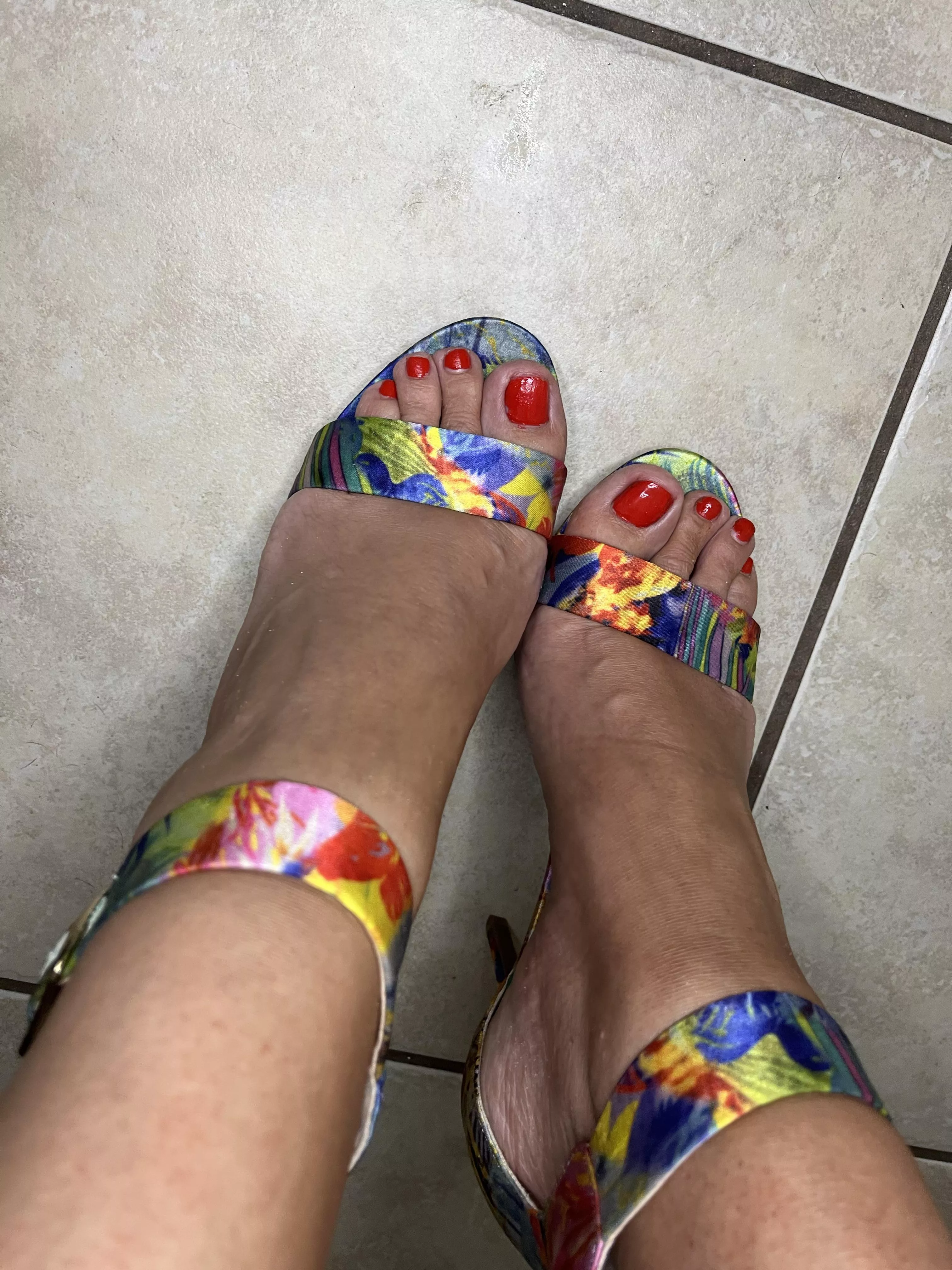 Take the strap off 🙈😈