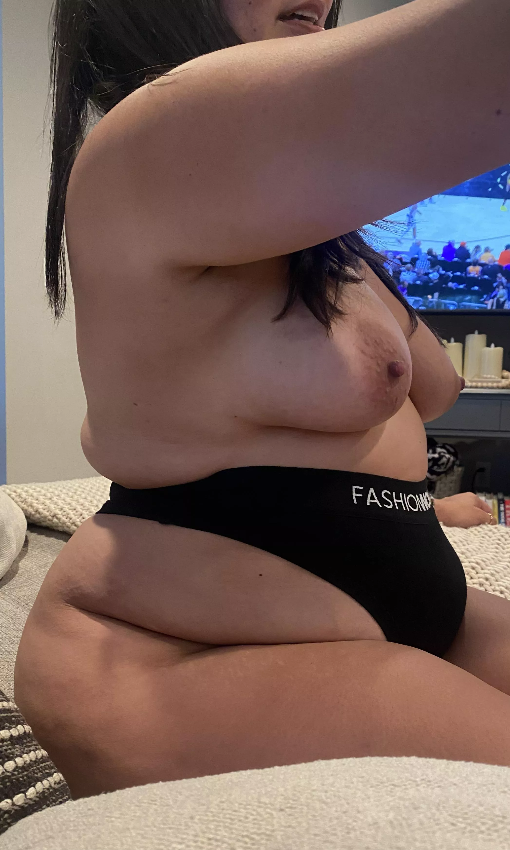 Taking my selfie for you 💕