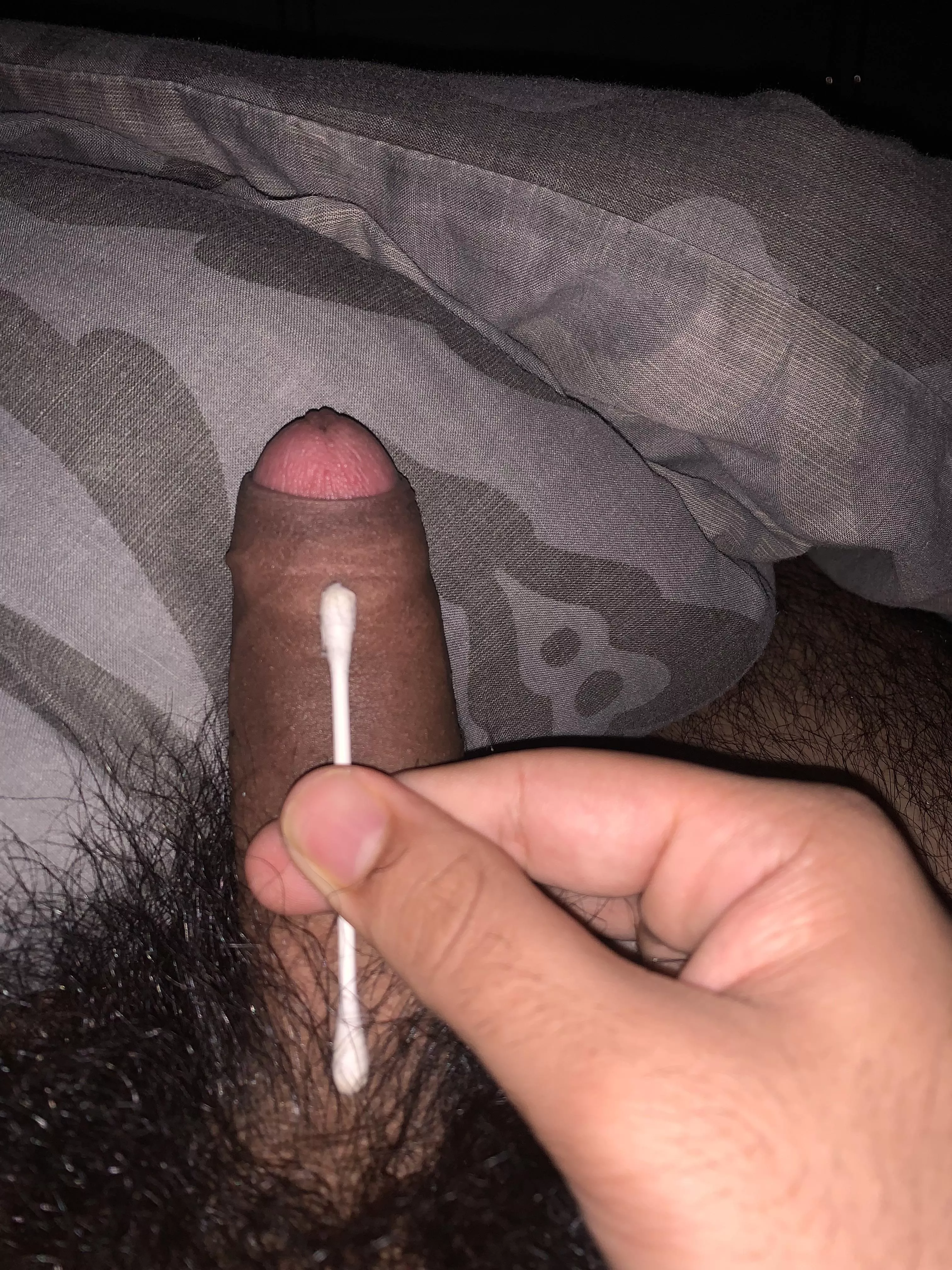Taking tasks/dares from men with bigger cocks than me. Dm here or kik Dillz78