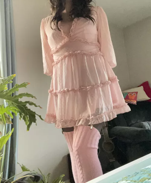 Tell me your fav music artist !!<3