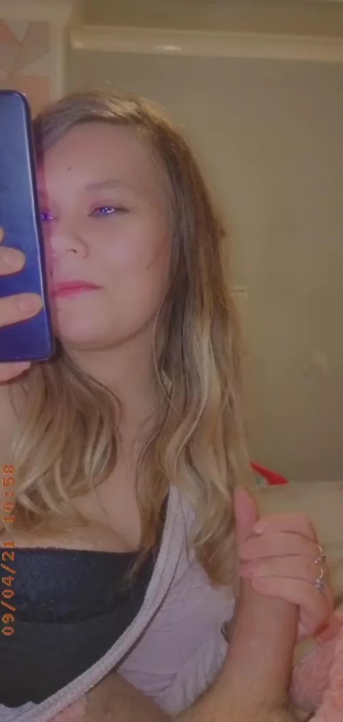 Texting him and stroking his best friends hard cock is fun 🤪