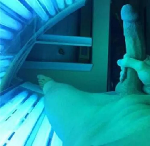 that tanning feeling😏