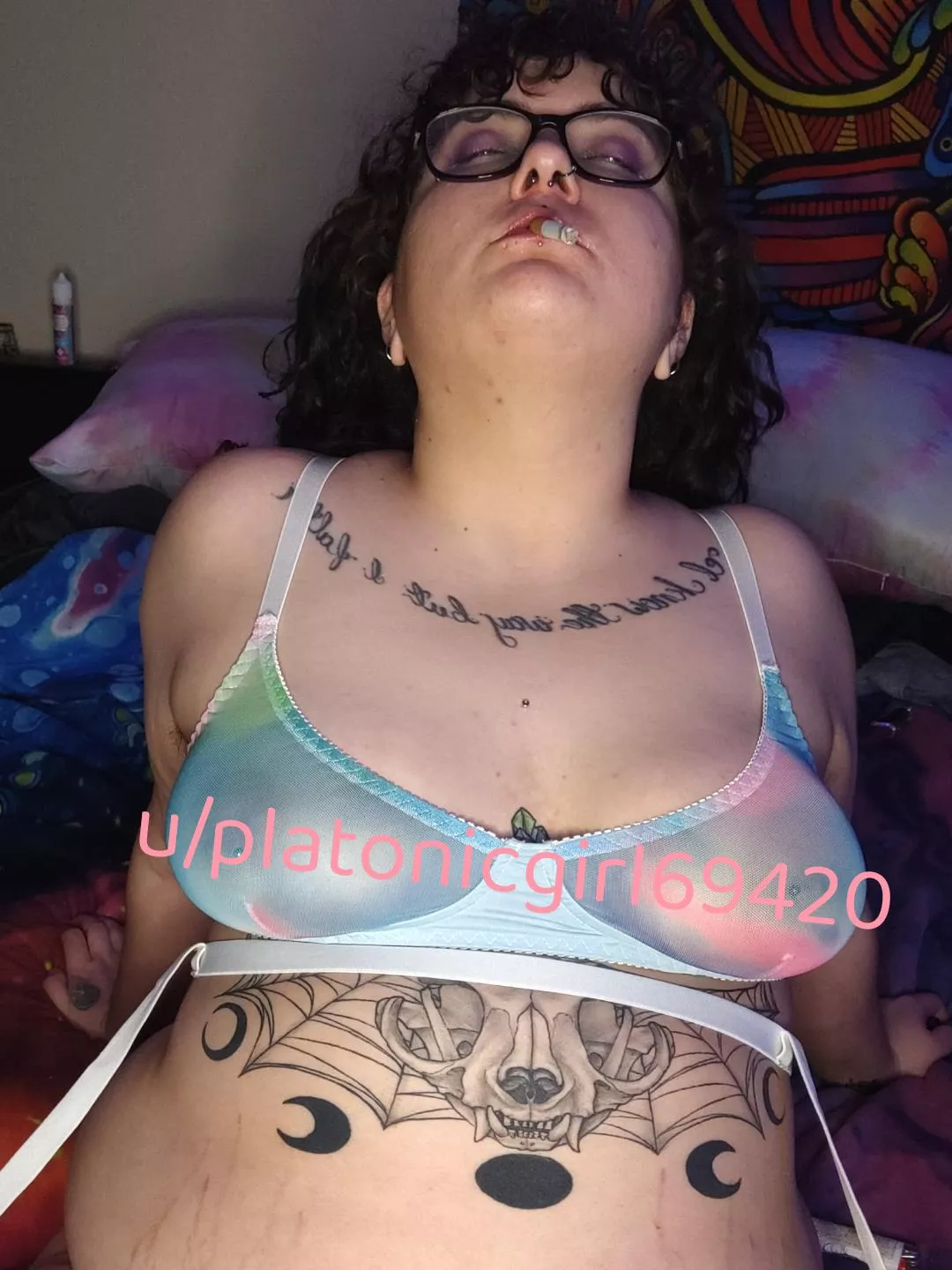 the face I make when you eat me out while I'm smoking. 🚬