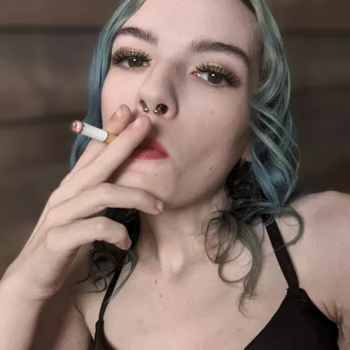 the feeling of nicotine filling my lungs 🫁