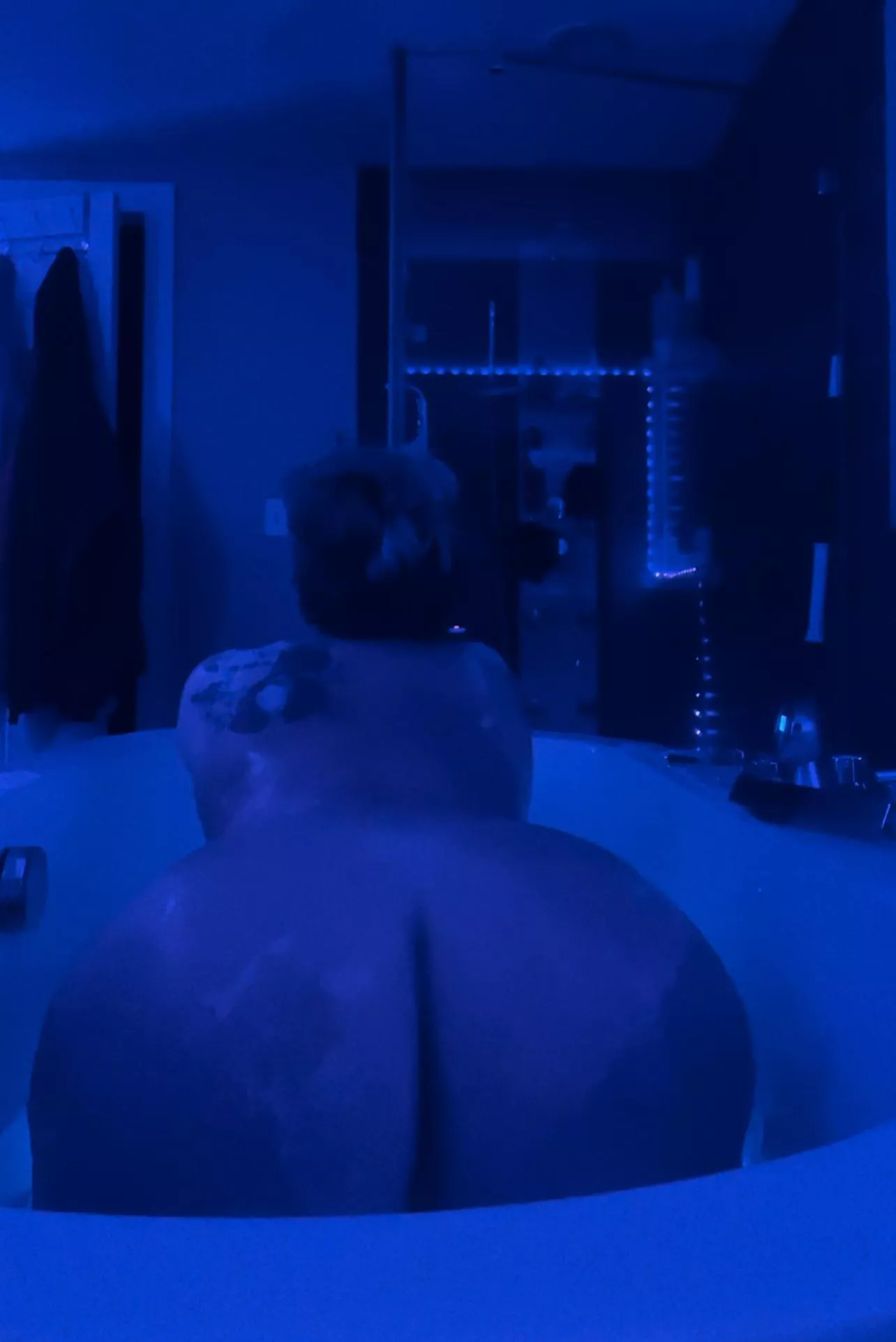 The lights set the mood 😈