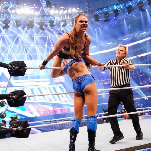 the Queen's cute butt