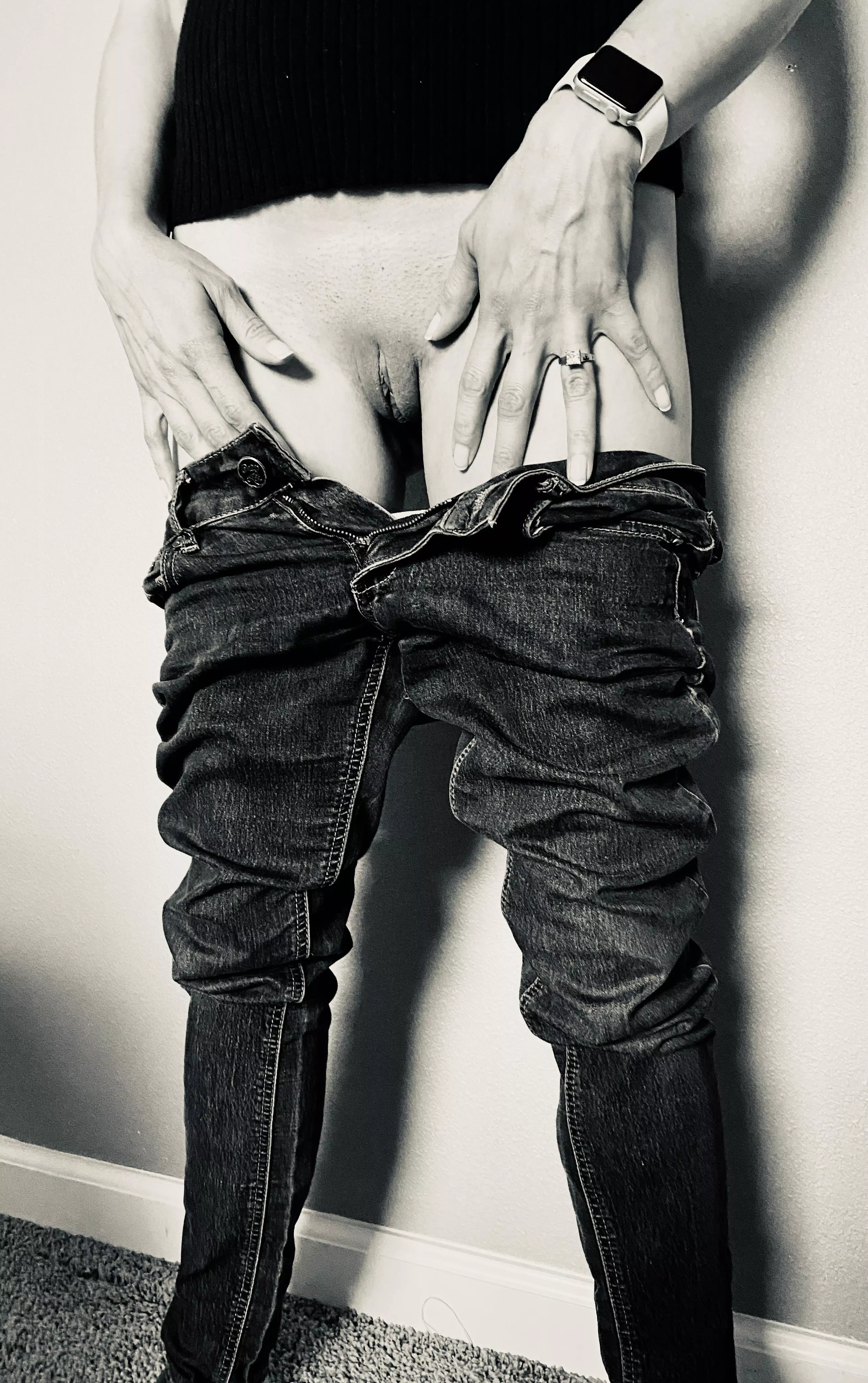 The ring makes it sexier, doesn’t it? (46)