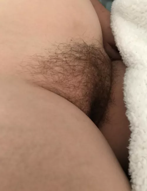 The wife’s full bush