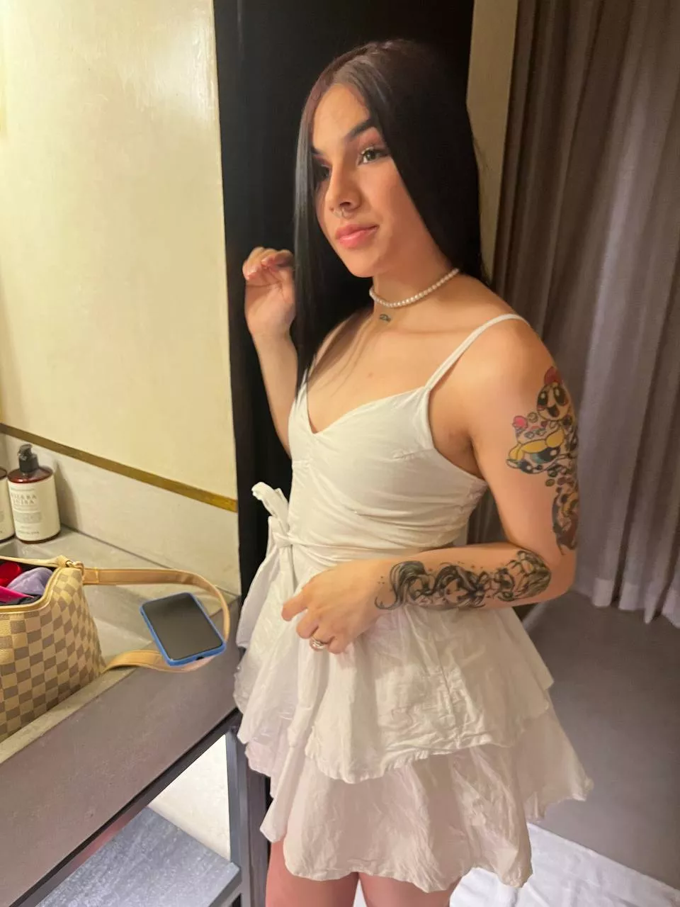 There's always a wild side to an innocent face👅😈