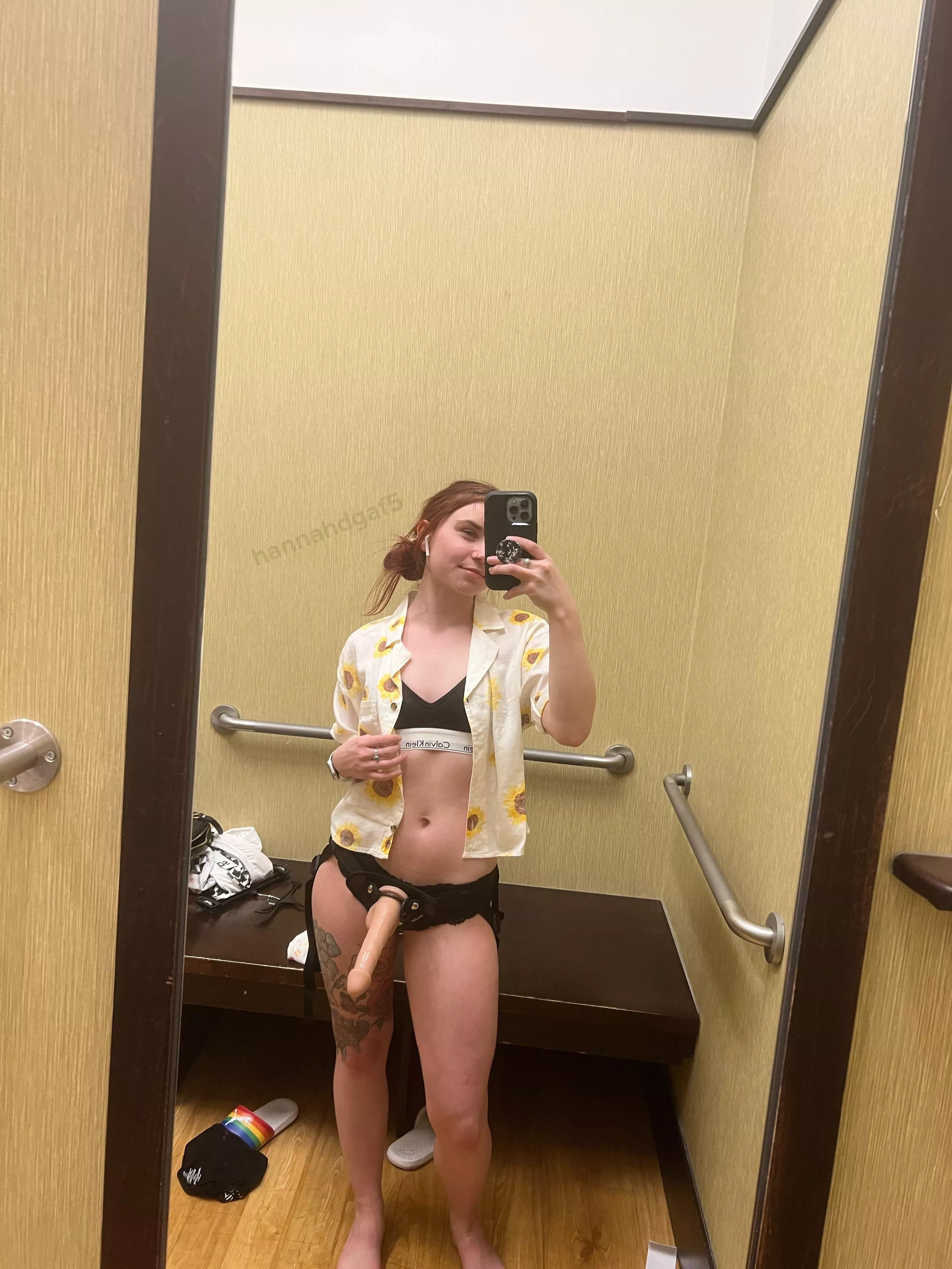 There’s plenty of room in here for you to be bent over