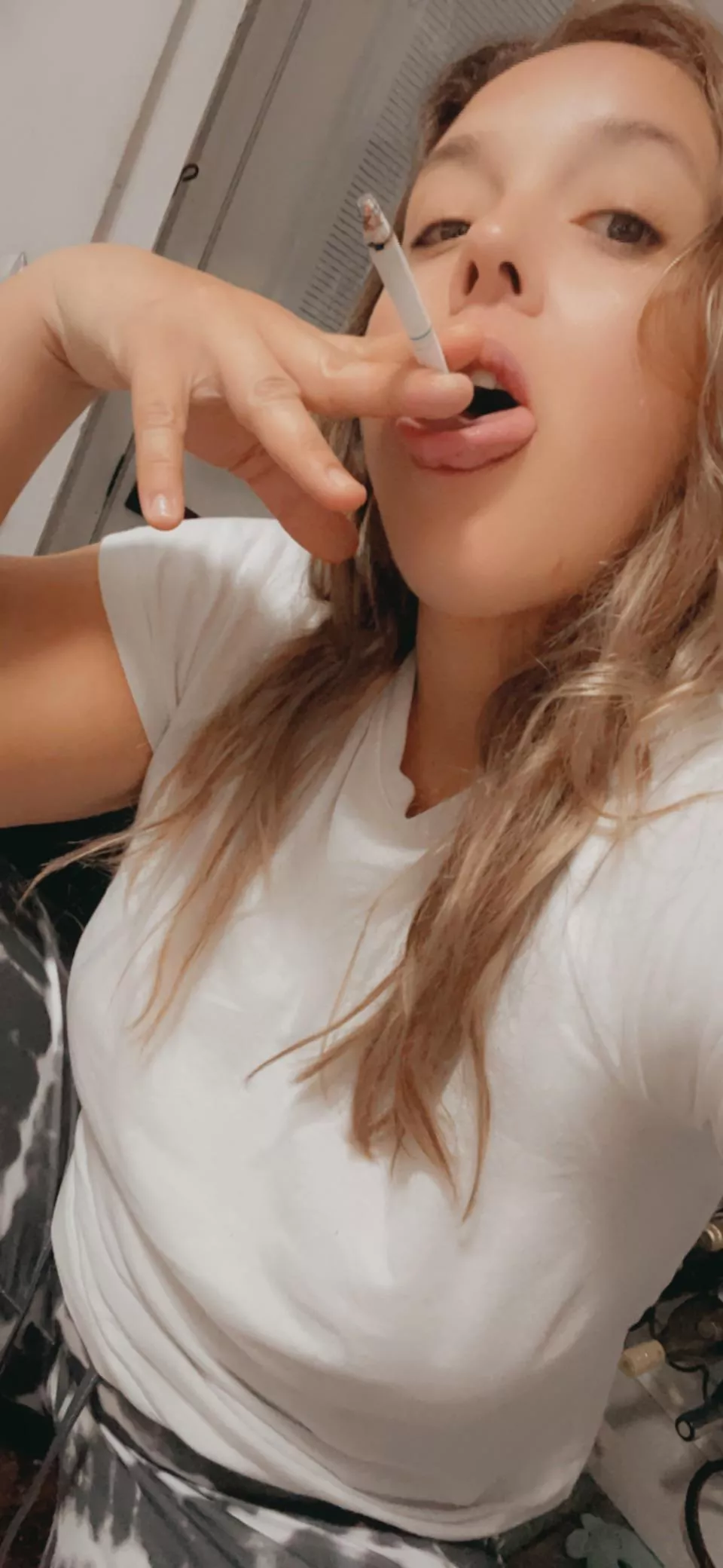 These silky pjs suuuure got your lil feeling some type of way 💦