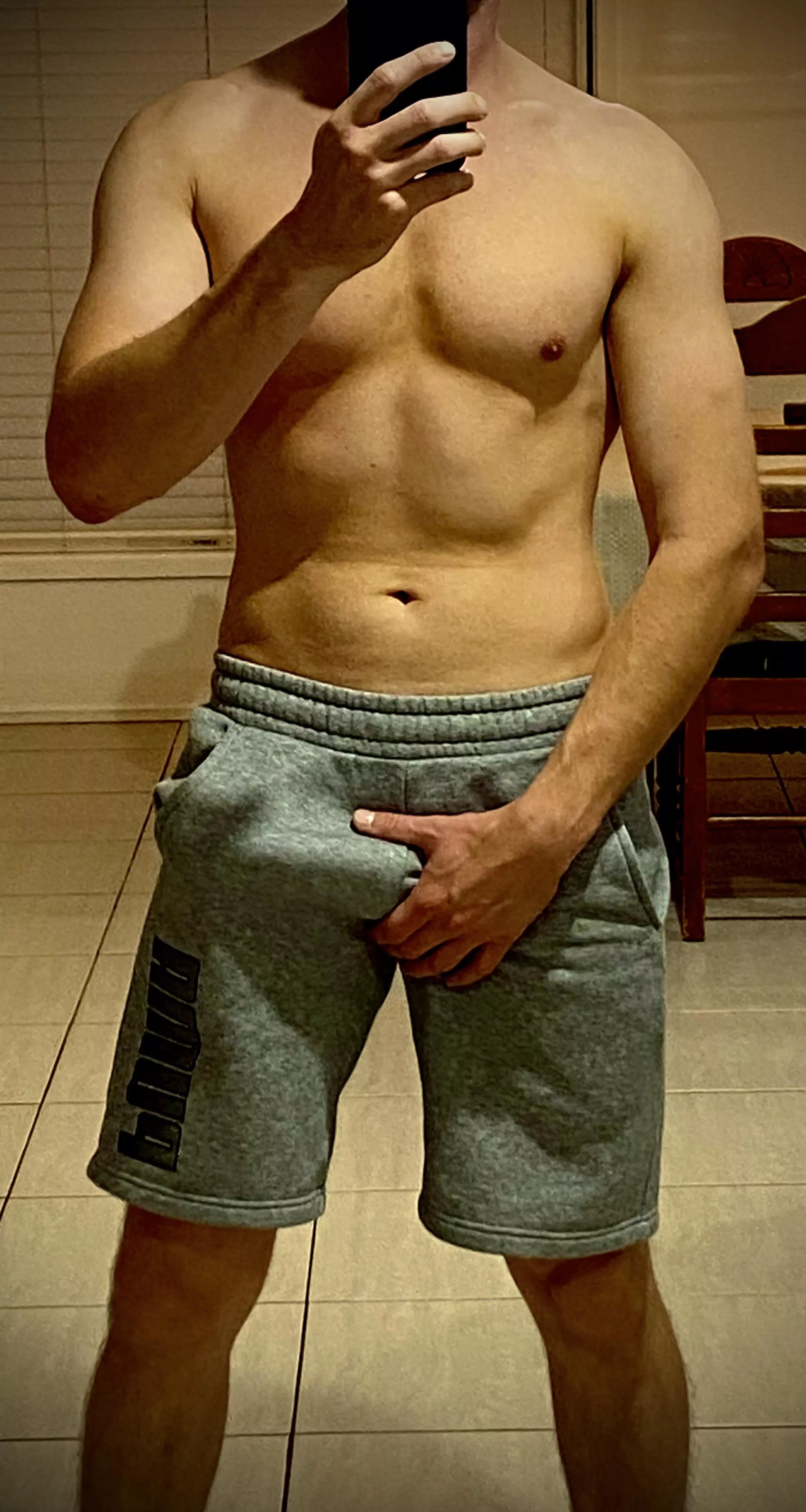 Thick enough 🍆💦