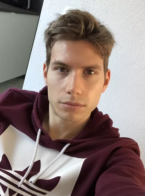 thinking about cutting my hair super short. thoughts?