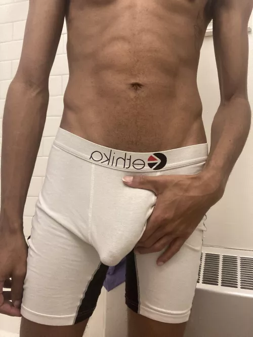 Thirst trap. Come rip these off 😈