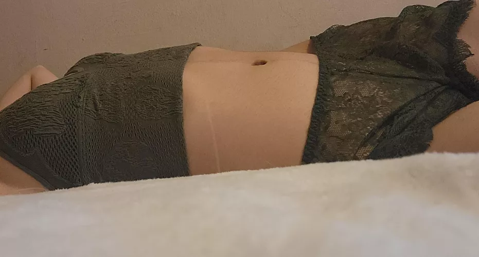 This girl is cute and little ☺️