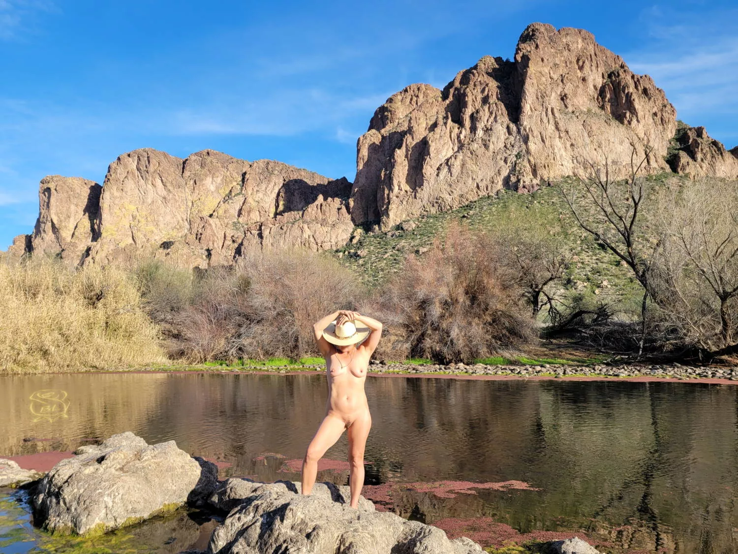 This is a popular spot for artists along the Salt River