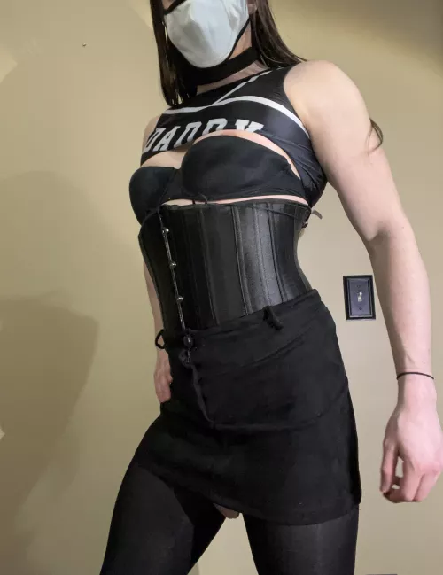 This is what I do when I should be sleeping 🤦🏻‍♀️need the validation of random men on the internet..