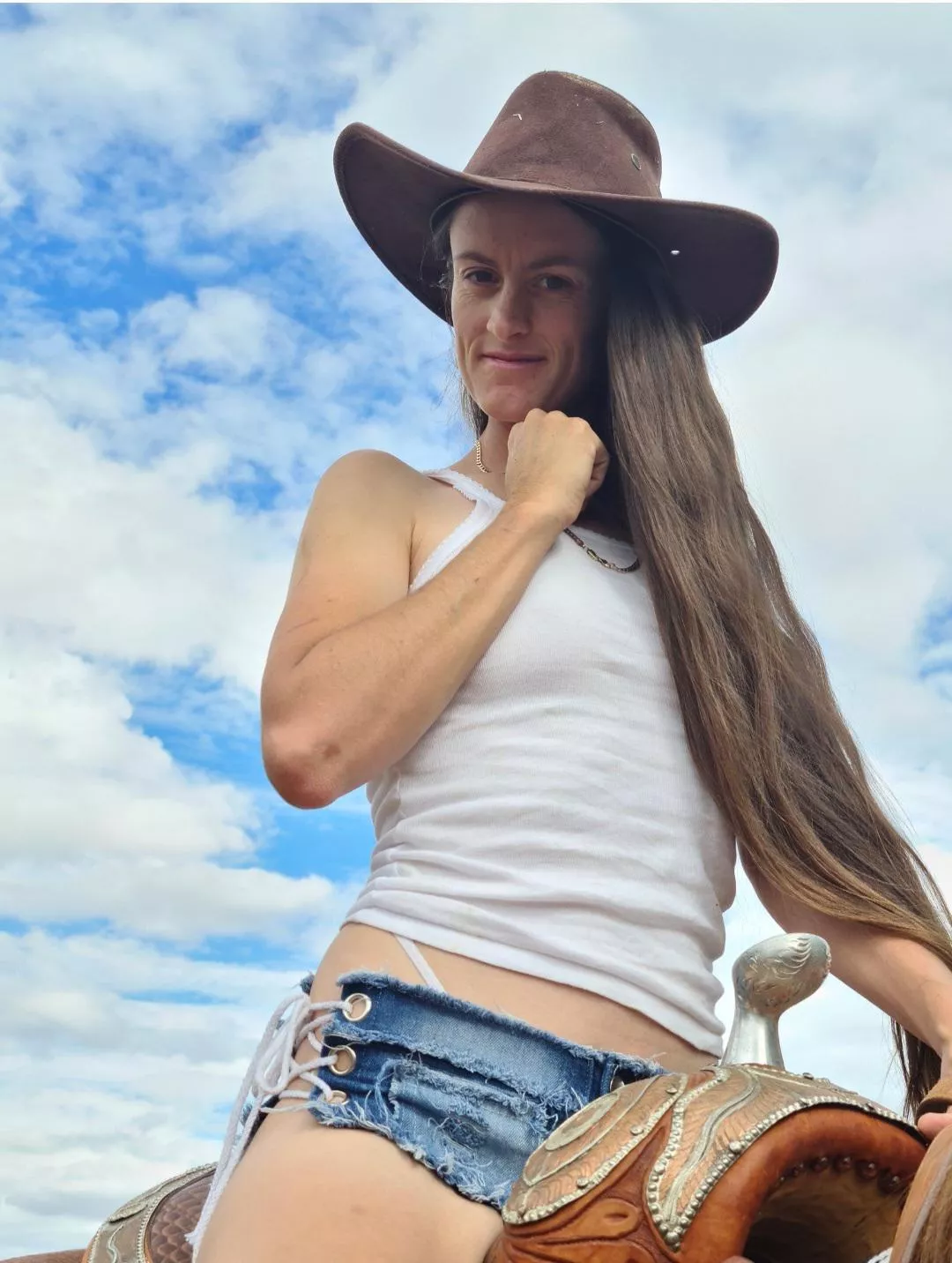 THIS NAUGHTY HORNY LITTLE AUSSIE GIRL IS ON SALE TODAY JOIN FOR 40% OFF JOIN TODAY ILL AEND YOU A FREE VIDEO LINK IN COMMENTS 💋