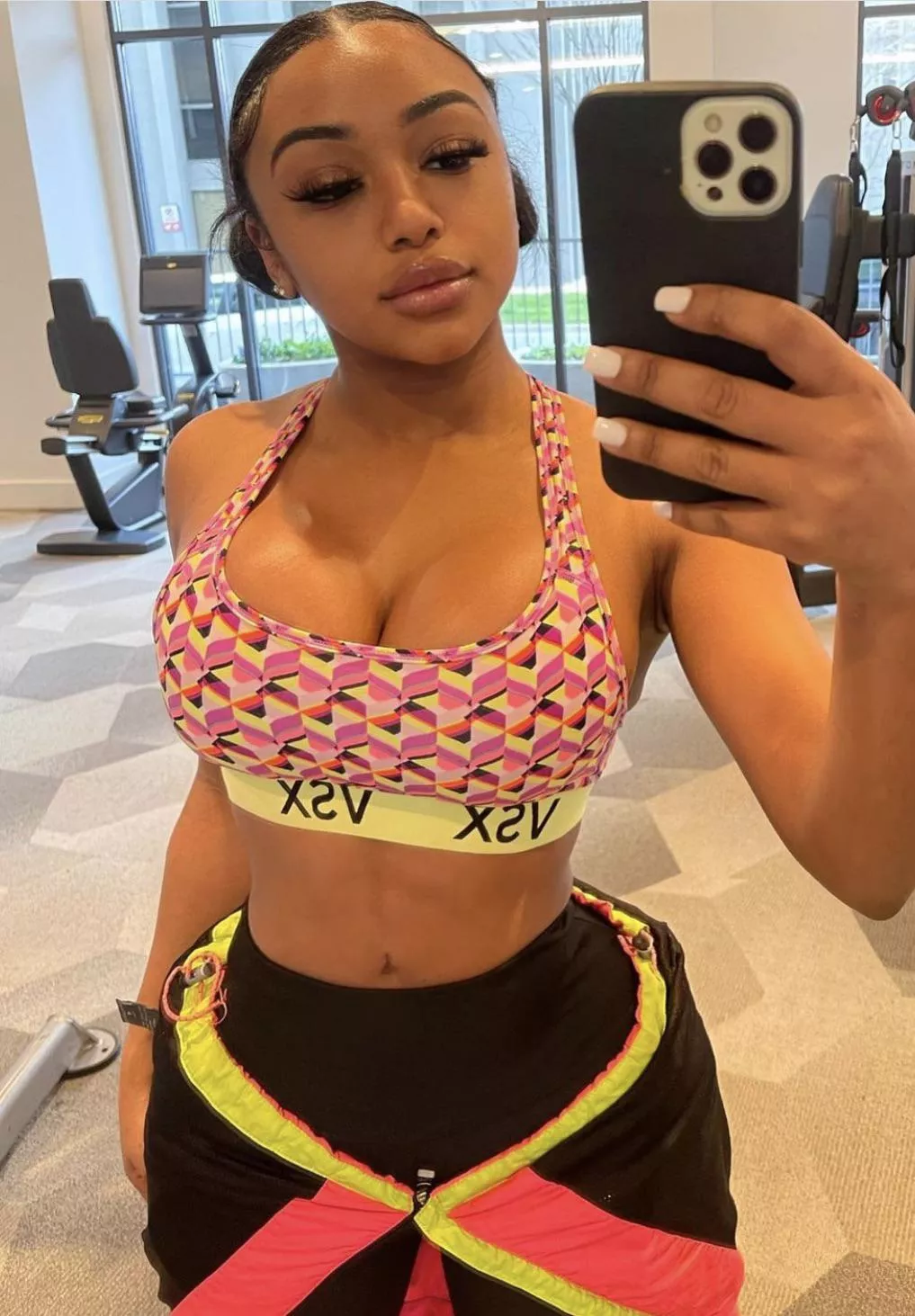 This why your husband been at the gym more often 👅