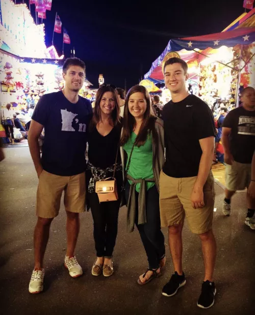 Throwback lol looking thicccc 🍑