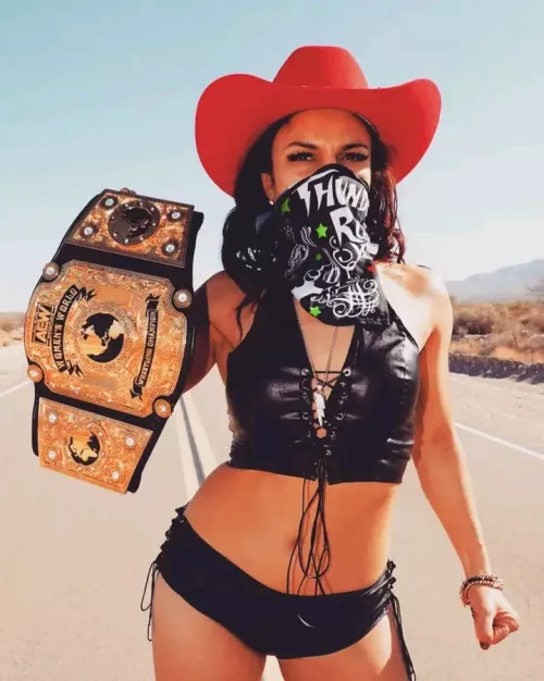 thunder rosa