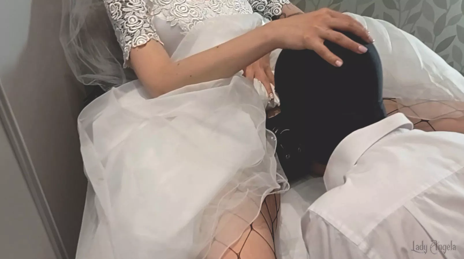 Time to prove how much you love your new Queen🔥 Worship my pussy, little boy😈