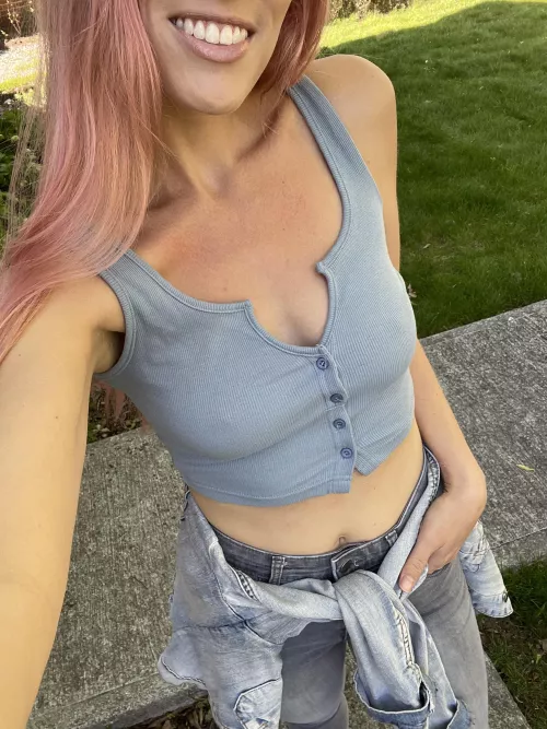 Tiny crop tops are all I’m wearing this summer