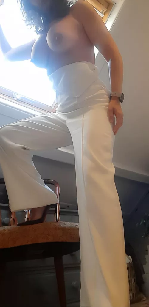 🤍tits and trouser l👀k 🤍