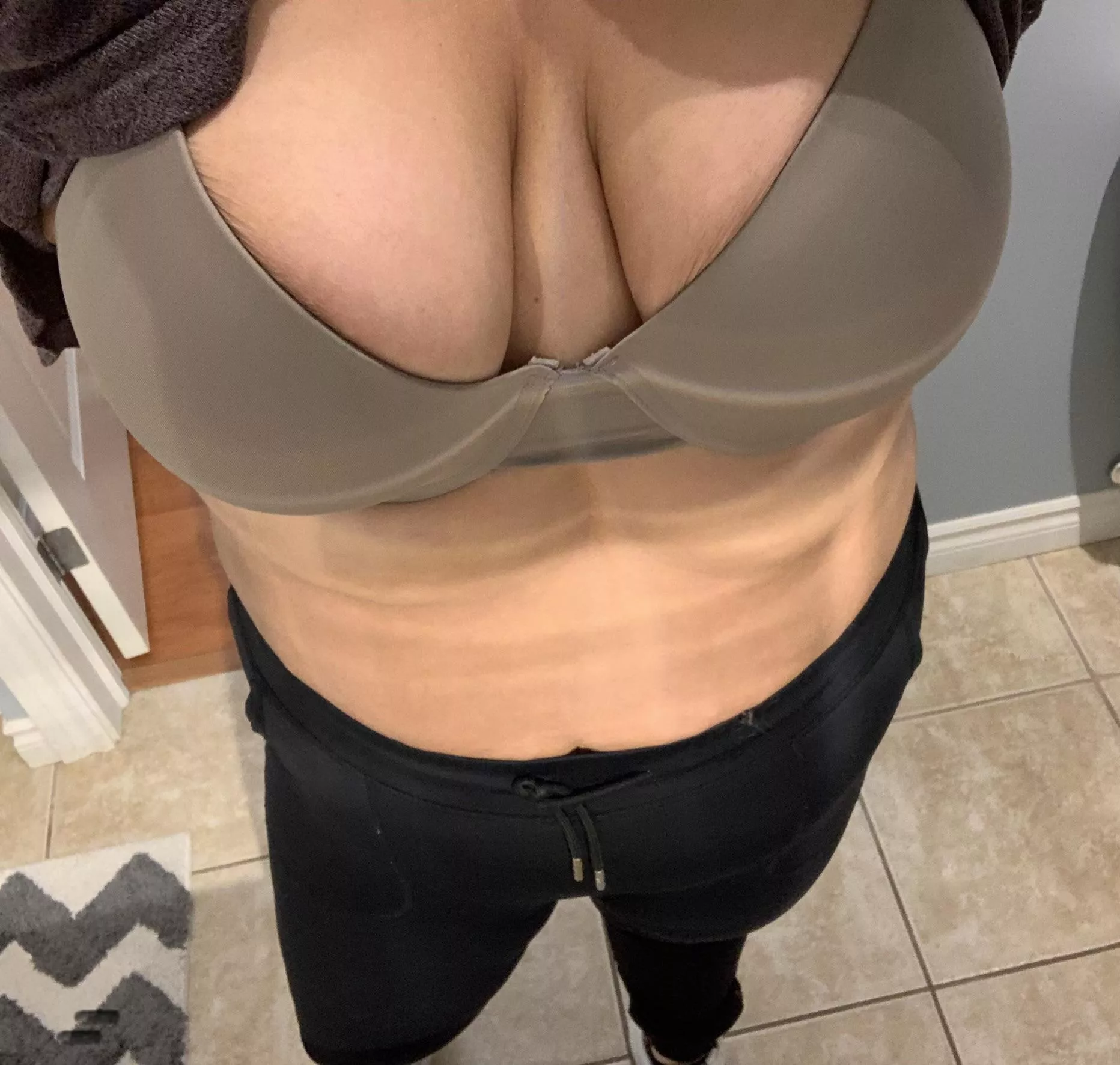 Titty Tuesday!❤️