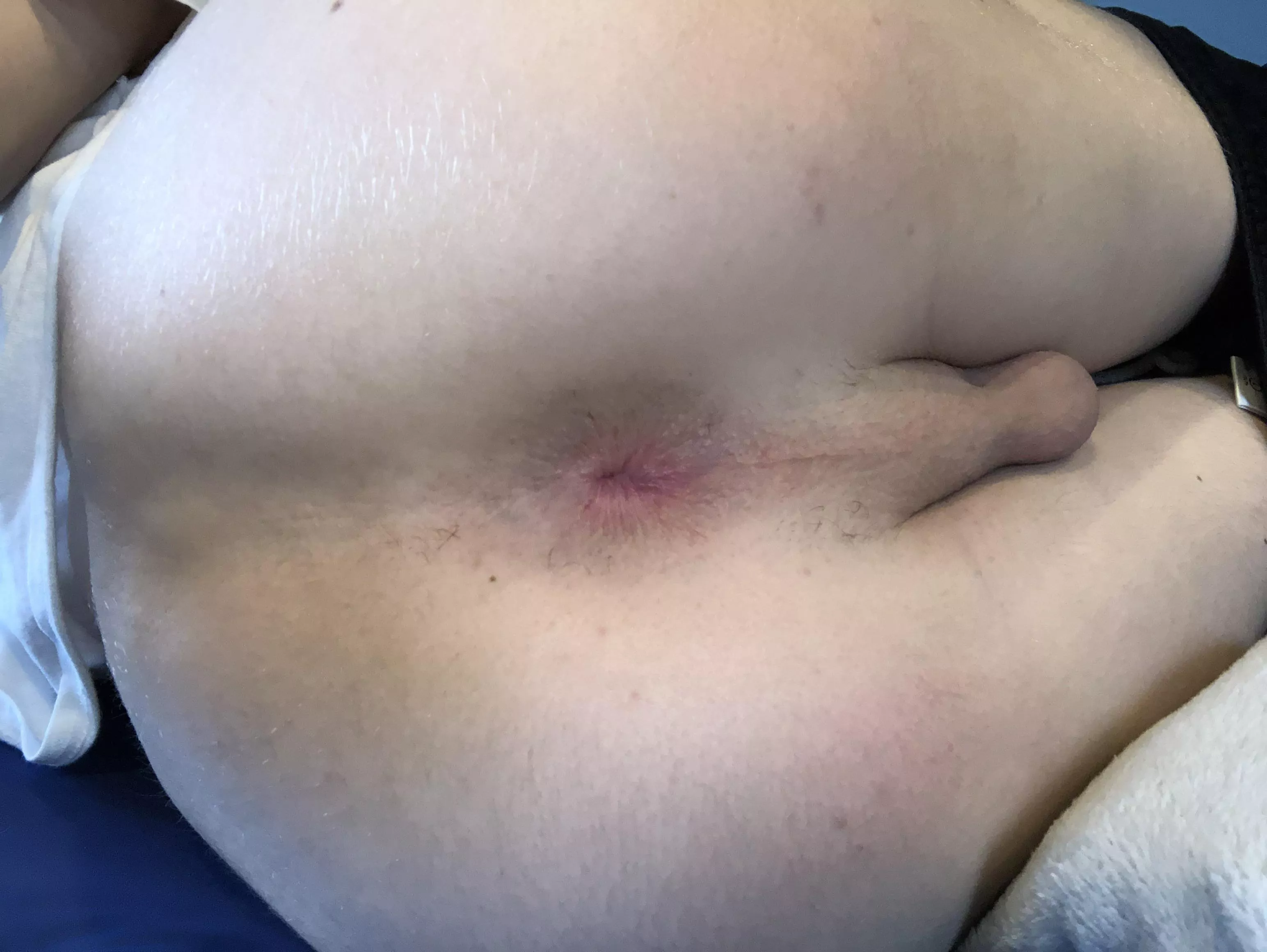 To anyone who sees this, I hope it gets you hard!! To anyone who sees this, I hope it gets you hard!!