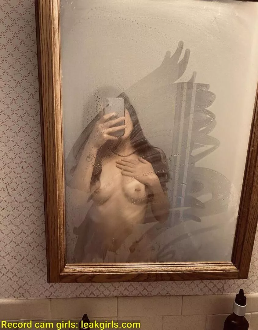 To the peopls that sort by new, i love u