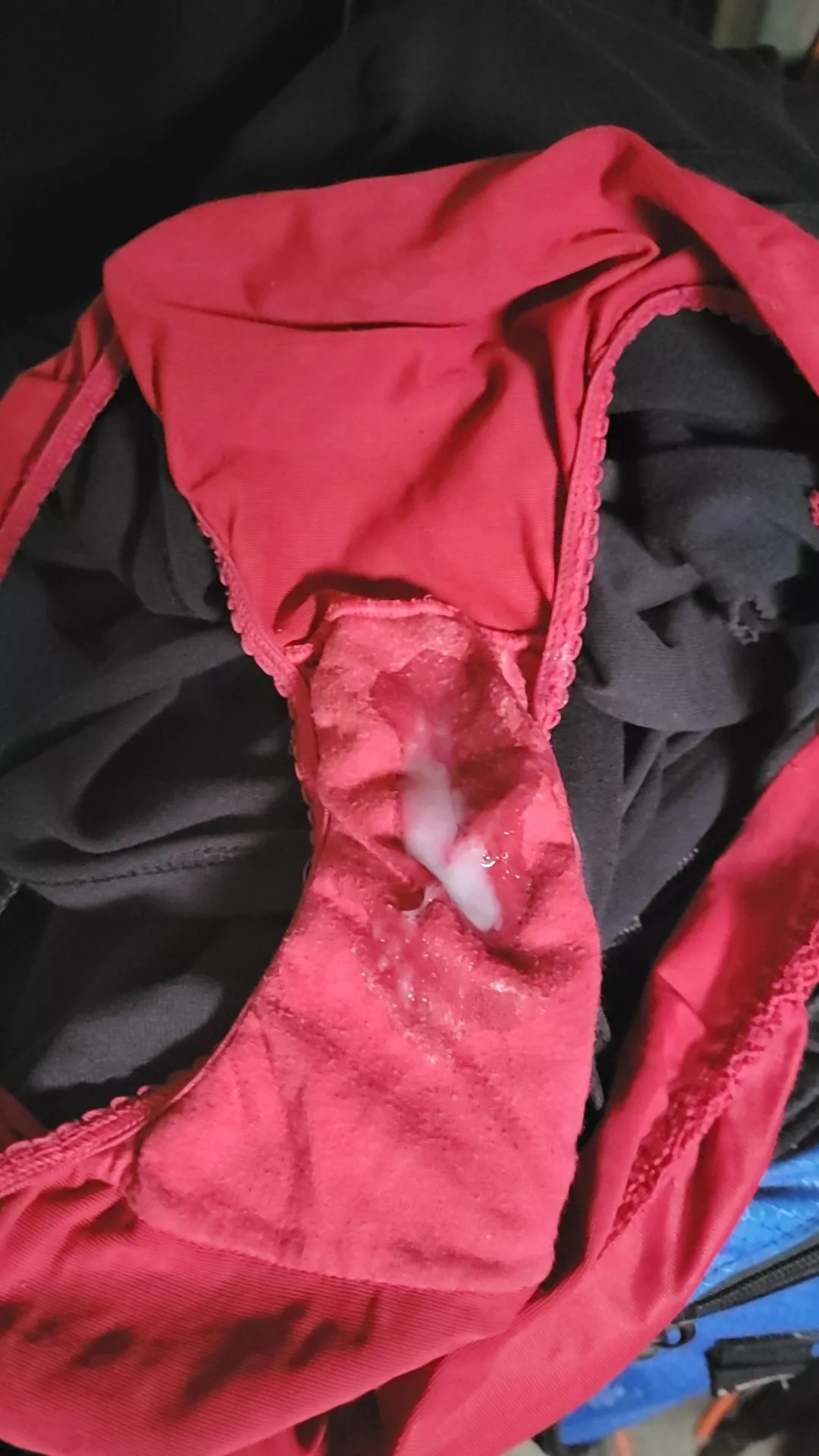 today's nannies panties she left this am for me to cum in she's soo nice