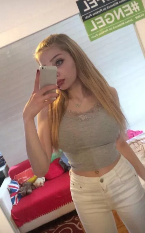 Todays ouftit & mkaeup