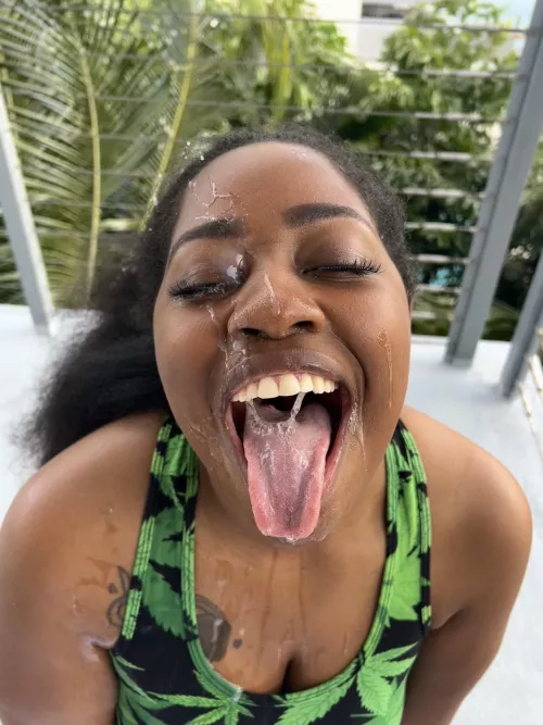Tongue 👅