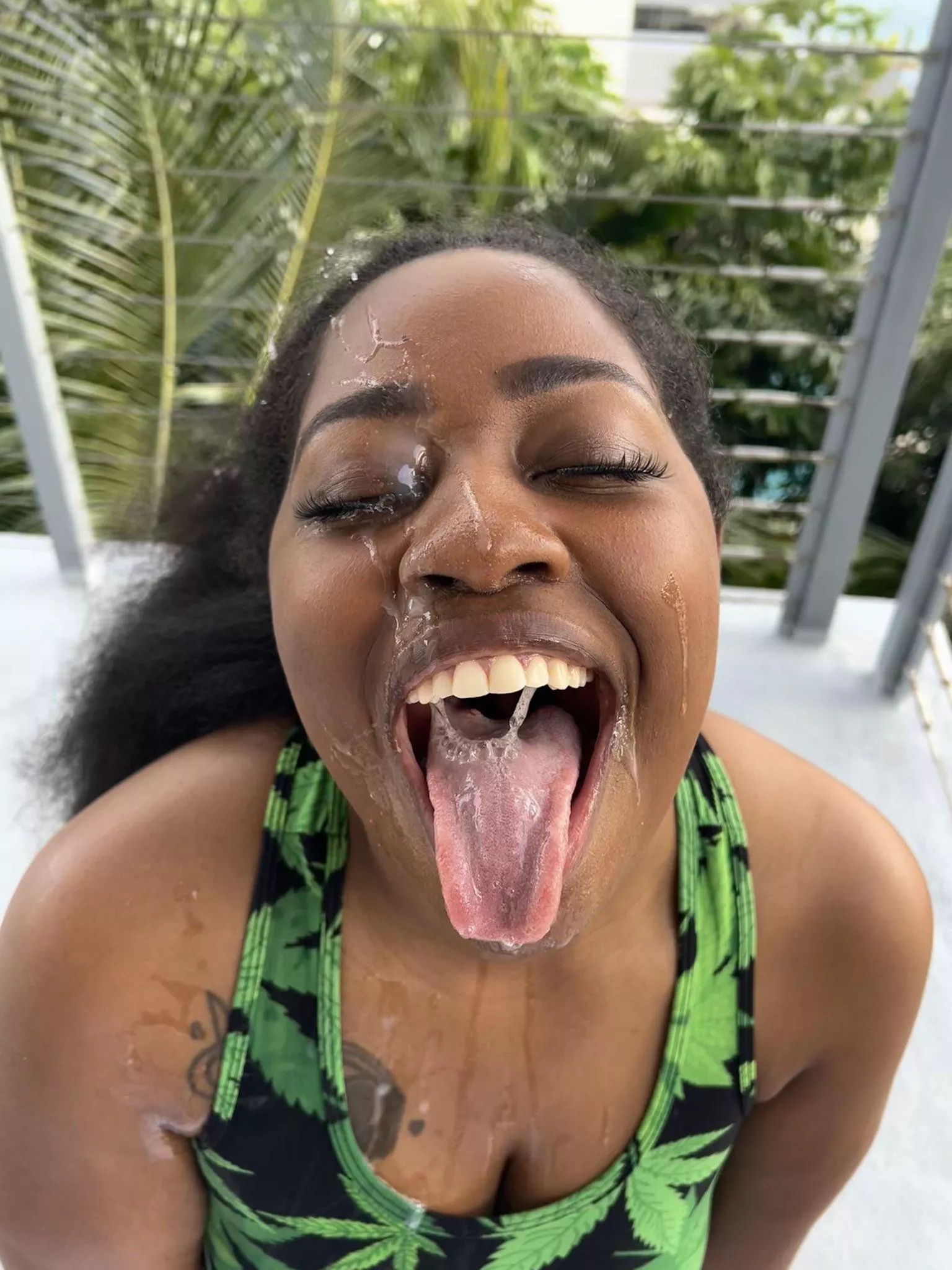 Tongue 👅