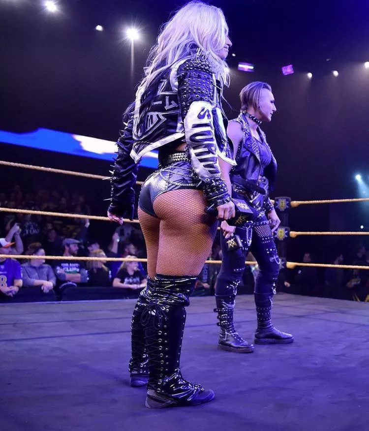 Toni Storm NXT