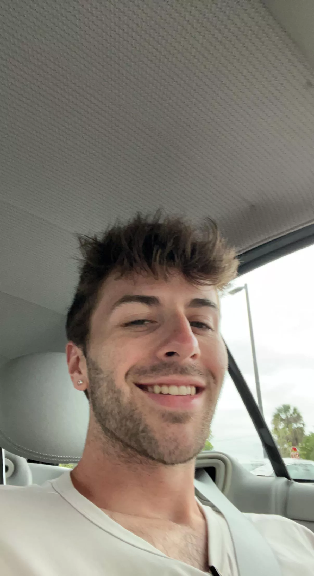 Took my glasses off for the selfie so donβt mind my squint π Took my glasses off for the selfie so donβt mind my squint π