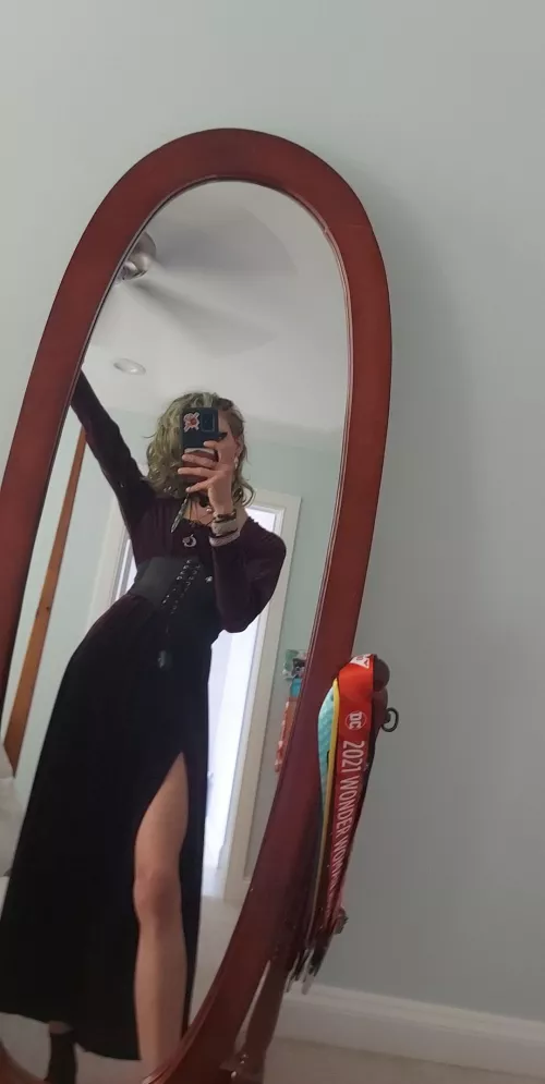 Took this after I got home wearing this to school (although I wasn't wearing my sexcee boots I wore that day I still felt hot)