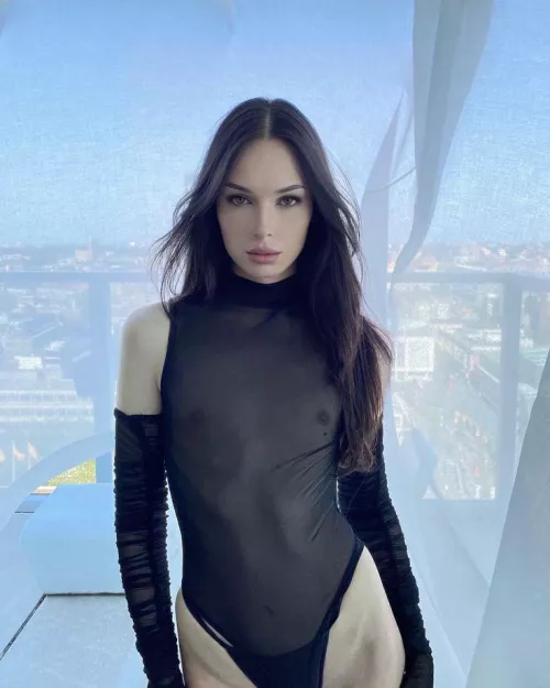 Tried To be erotic 🫣