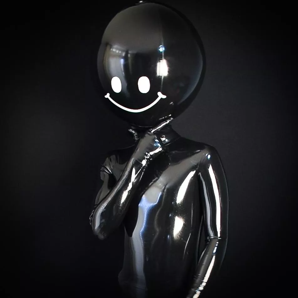 Trying a ballhood fot the first time 🙂