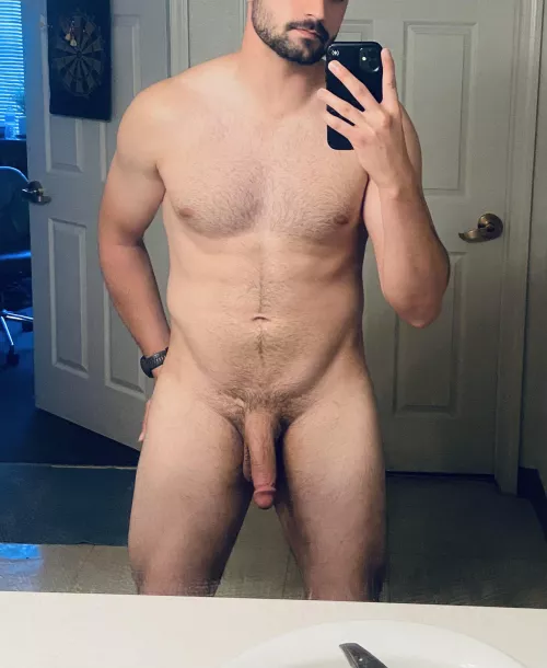 Trying to take more aesthetic pics as I attempt to get shredded for summer