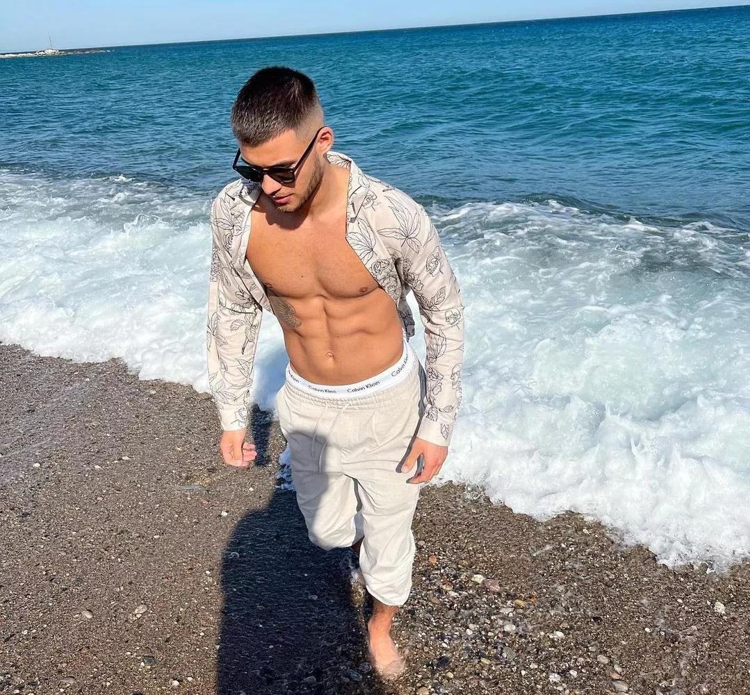 turned out to be a sunny day. š turned out to be a sunny day. š