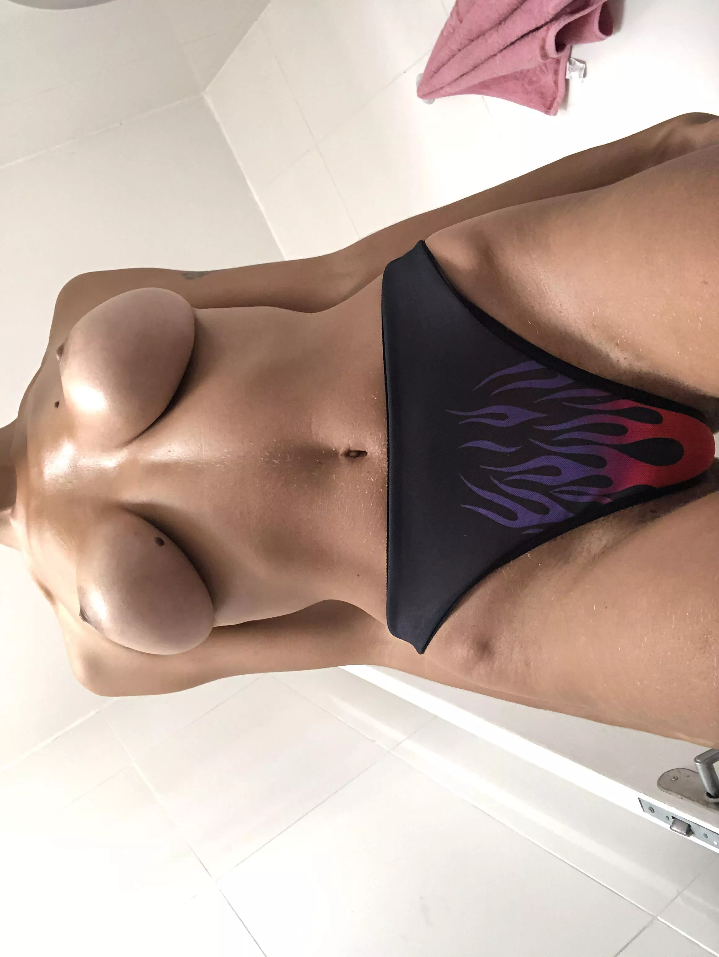 u like my thong? 💗