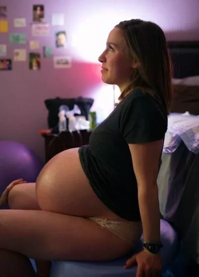 (Unknown) She’s ready for that massive load 💦