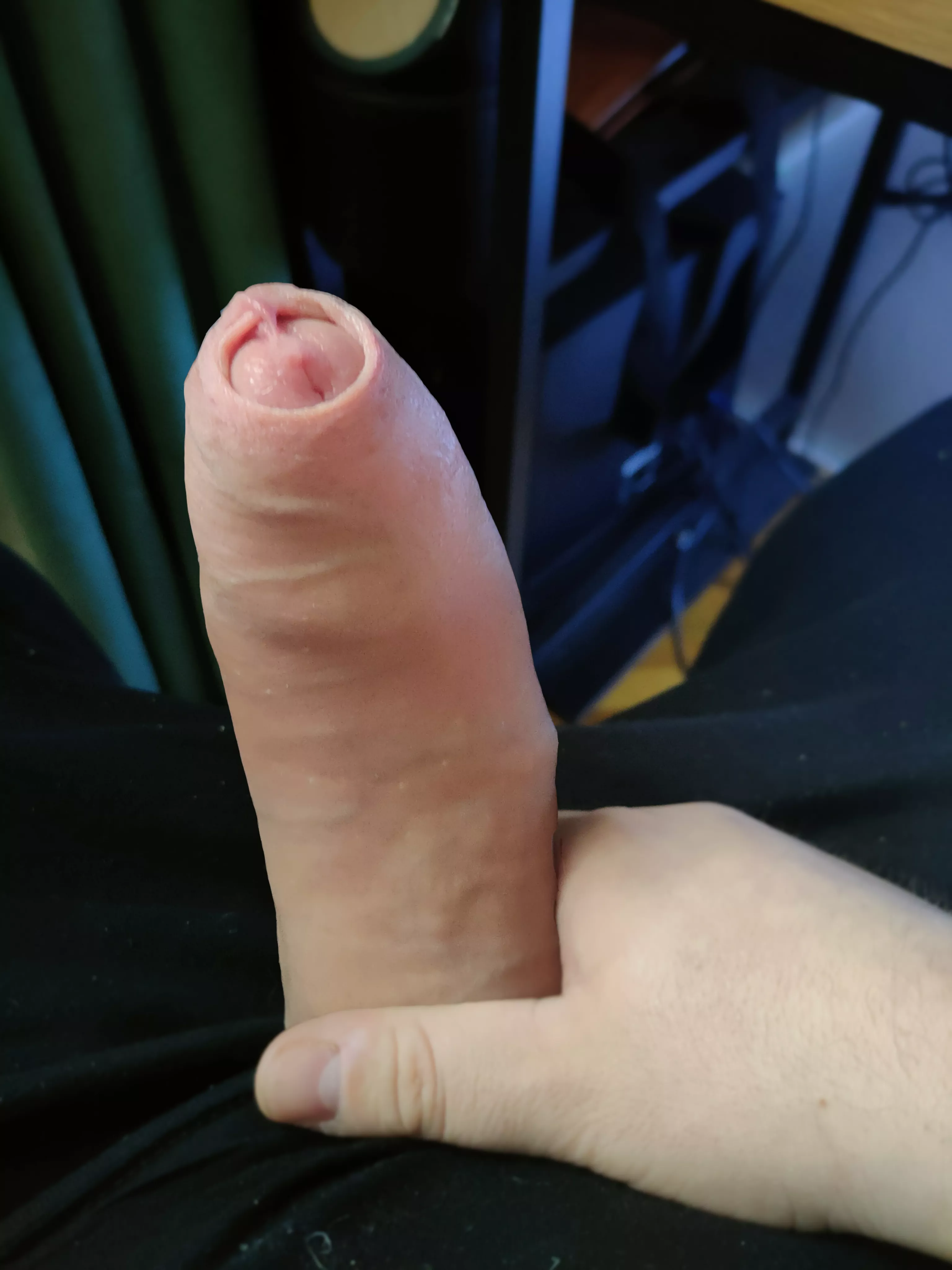 UP if I'm bigger than you 😜