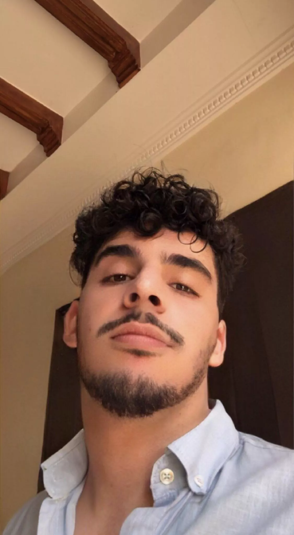 Upvote if you would hug🫂 Upvote if you would hug🫂