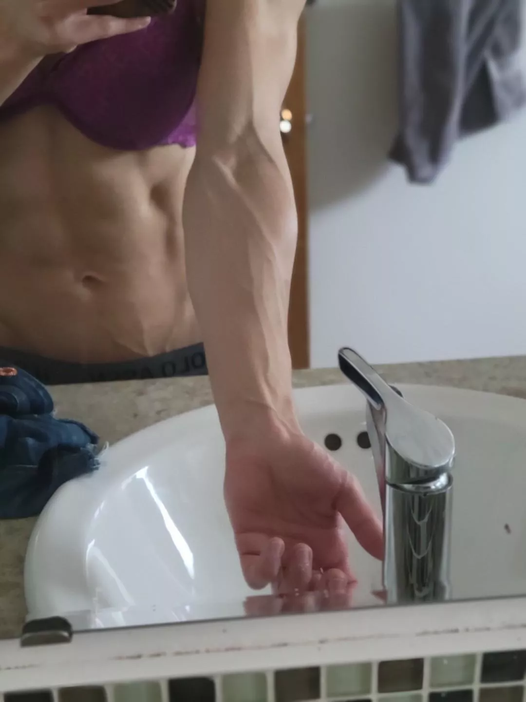 Vascularity after a hot bath.