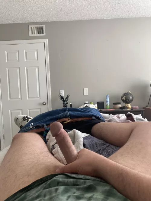 Vibin, should be doing laundry and yet here we are